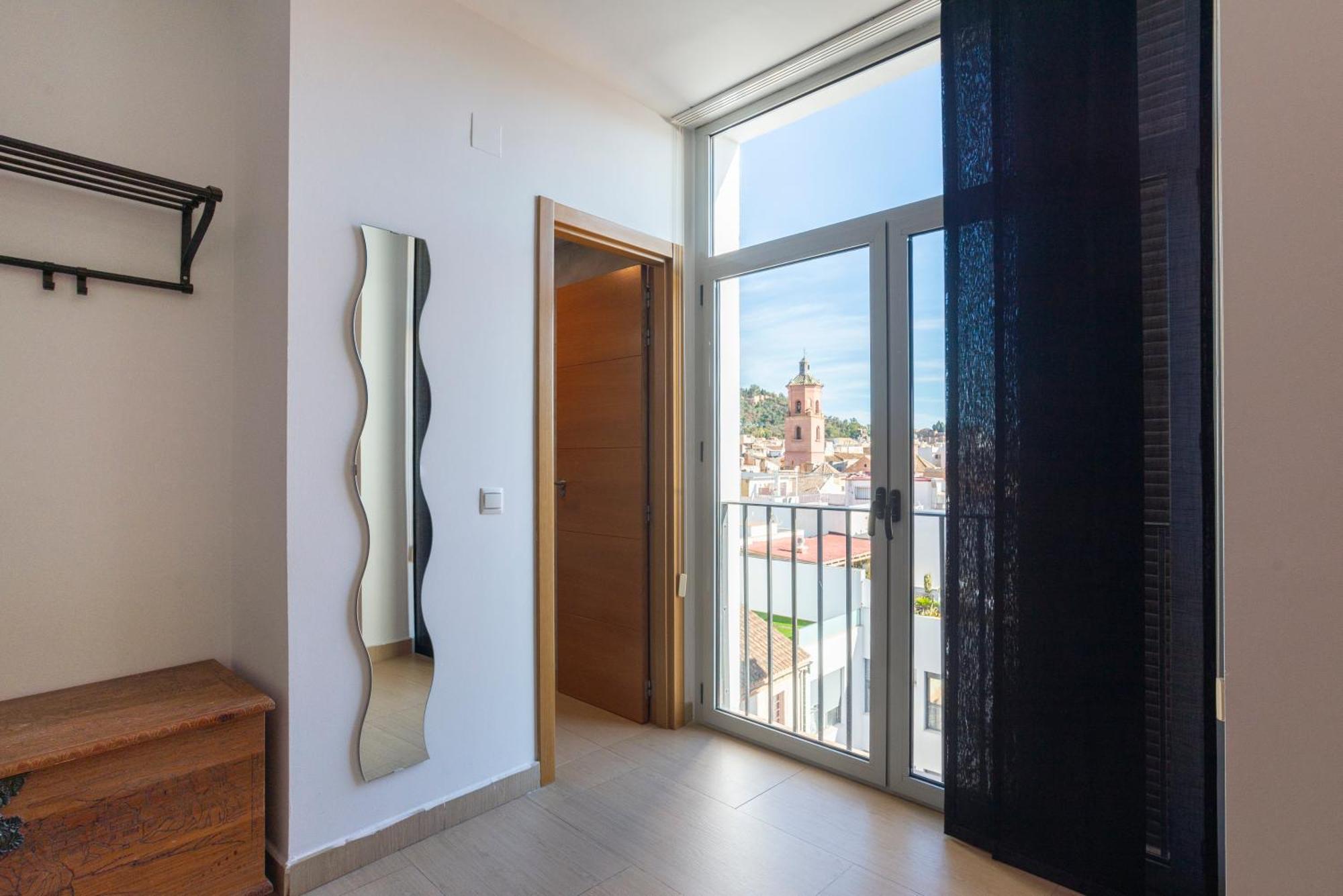 Carreteria II & Old Town By Ele Apartments Malaga Bagian luar foto